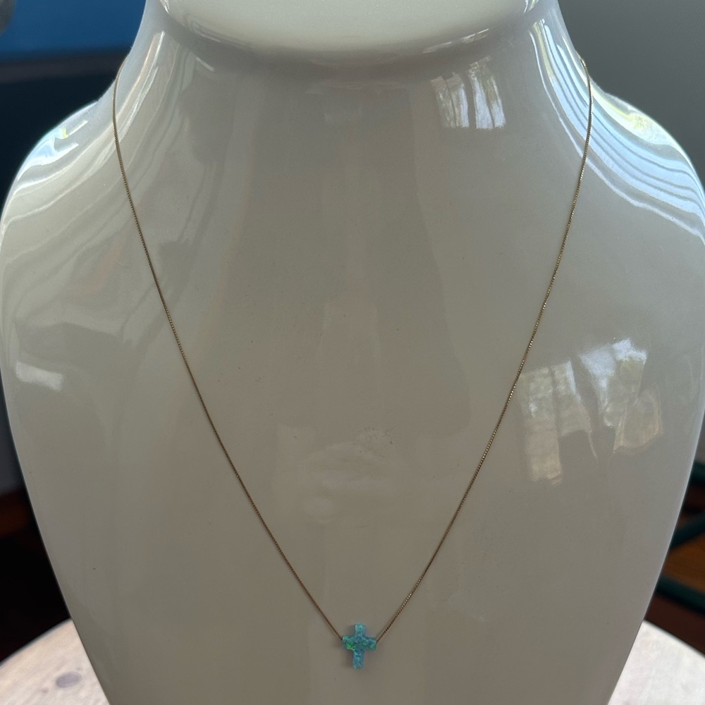 14KT GOLD Cross Necklace, Handmade in Israel, Like new, opal stone